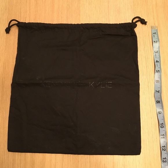 Kendall + Kylie dust bag 12”x12.5” - Picture 1 of 3
